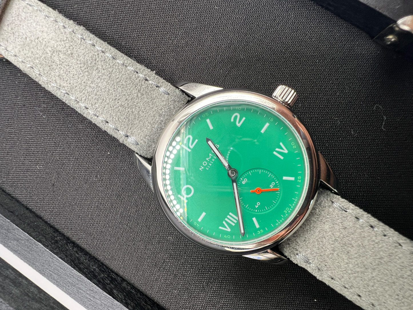 Nomos Club Campus Electric Green Steel Back 715