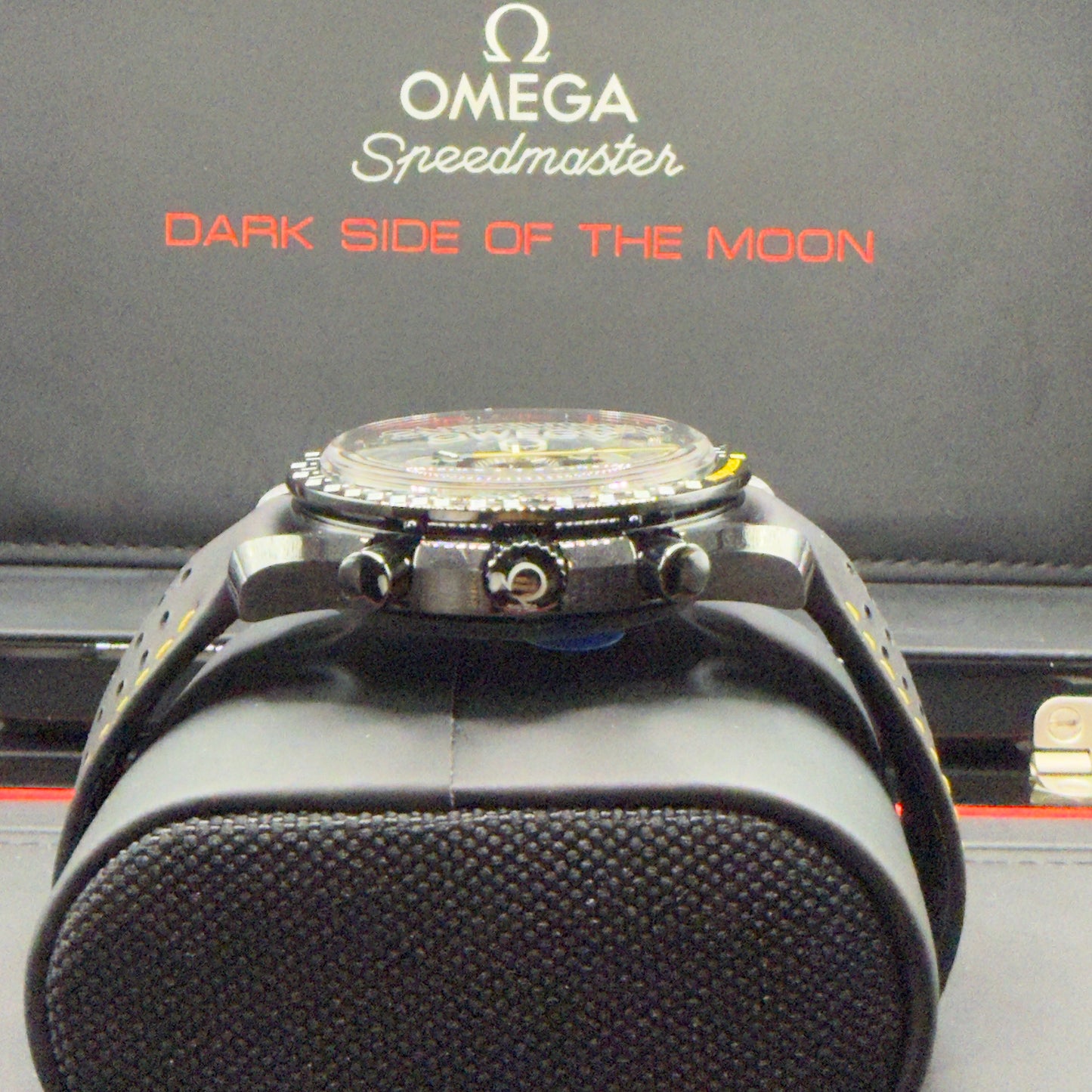 Omega Speedmaster Dark Side of the Moon 311.92.44.30.01.001