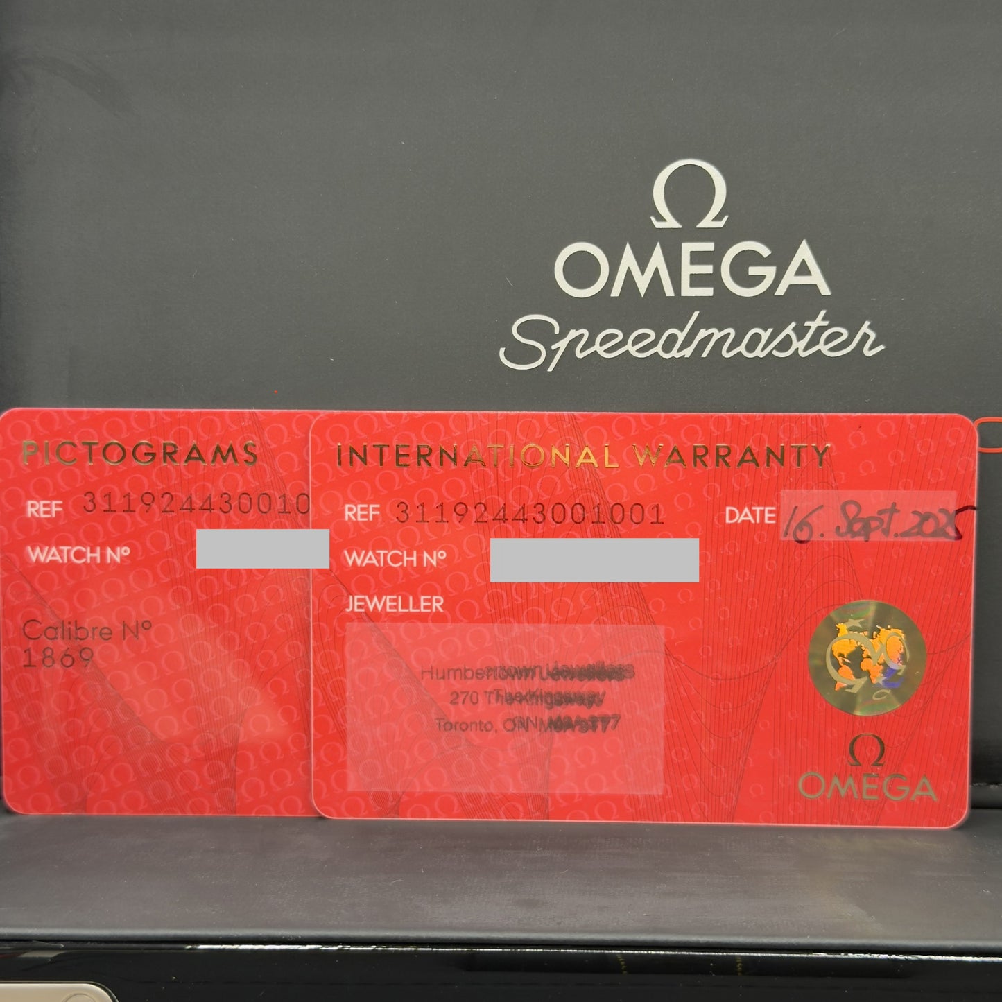 Omega Speedmaster Dark Side of the Moon 311.92.44.30.01.001